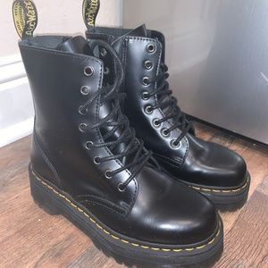 Dr. Martens Jadon Platform 8-Eye Boot Black New